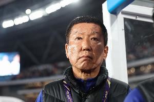崔康熙：球队没有退路，我们需要更加慎重去面对对手的技战术