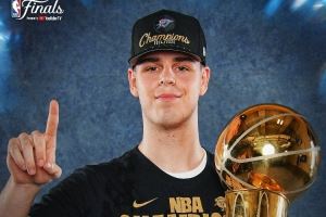 天选之子😂！托皮奇一场NBA比赛未打就夺得总冠军 历史首人