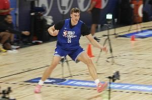 👀队友官宣？欧文于NBA选秀大会前一天在INS关注弗拉格